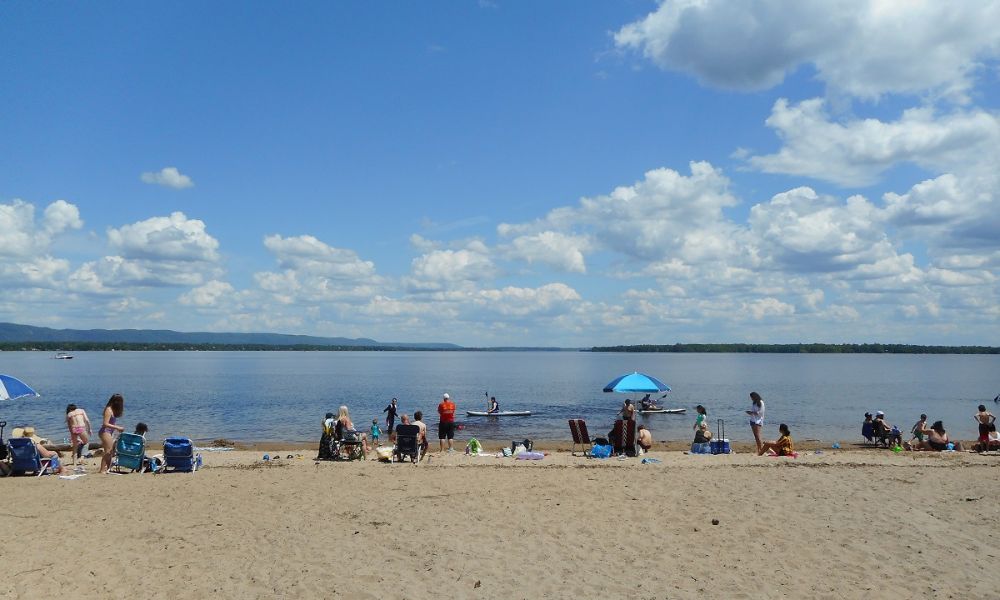 Constance Bay